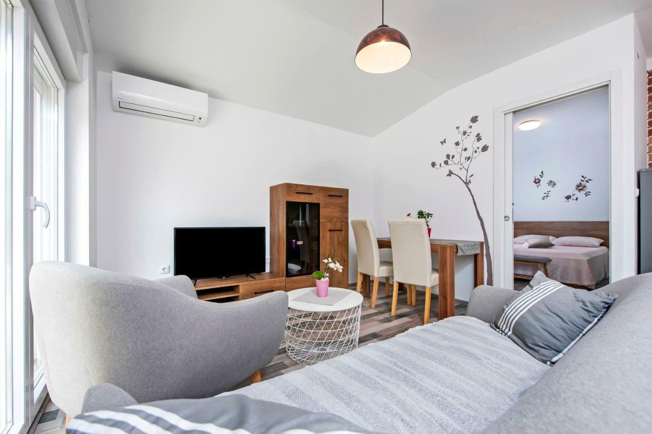 Paola Cozy Apartment Rovinj Ngoại thất bức ảnh